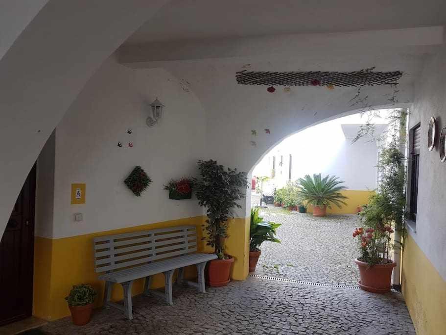 Acolhedor Espaco No Centro Da Cidade 에보라 외부 사진